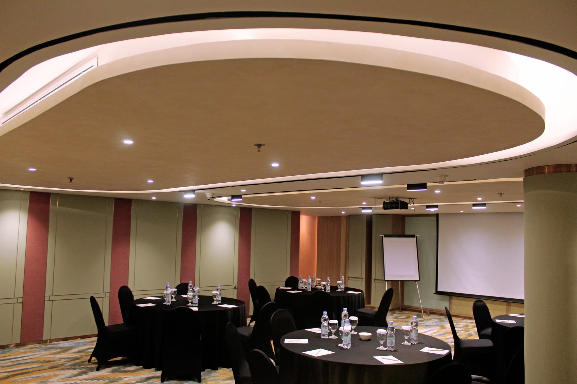 Meeting Rooms