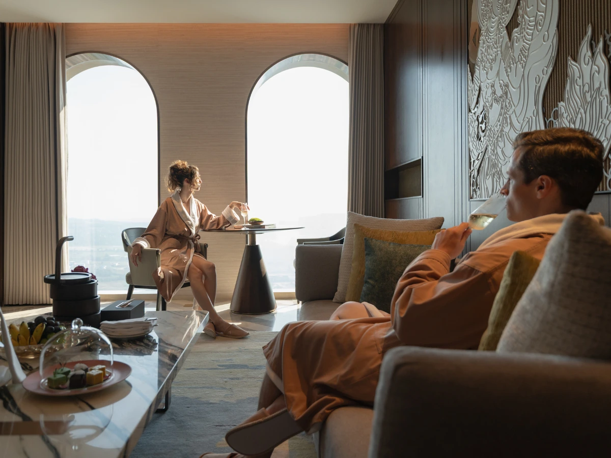 Book Direct & Save 10%