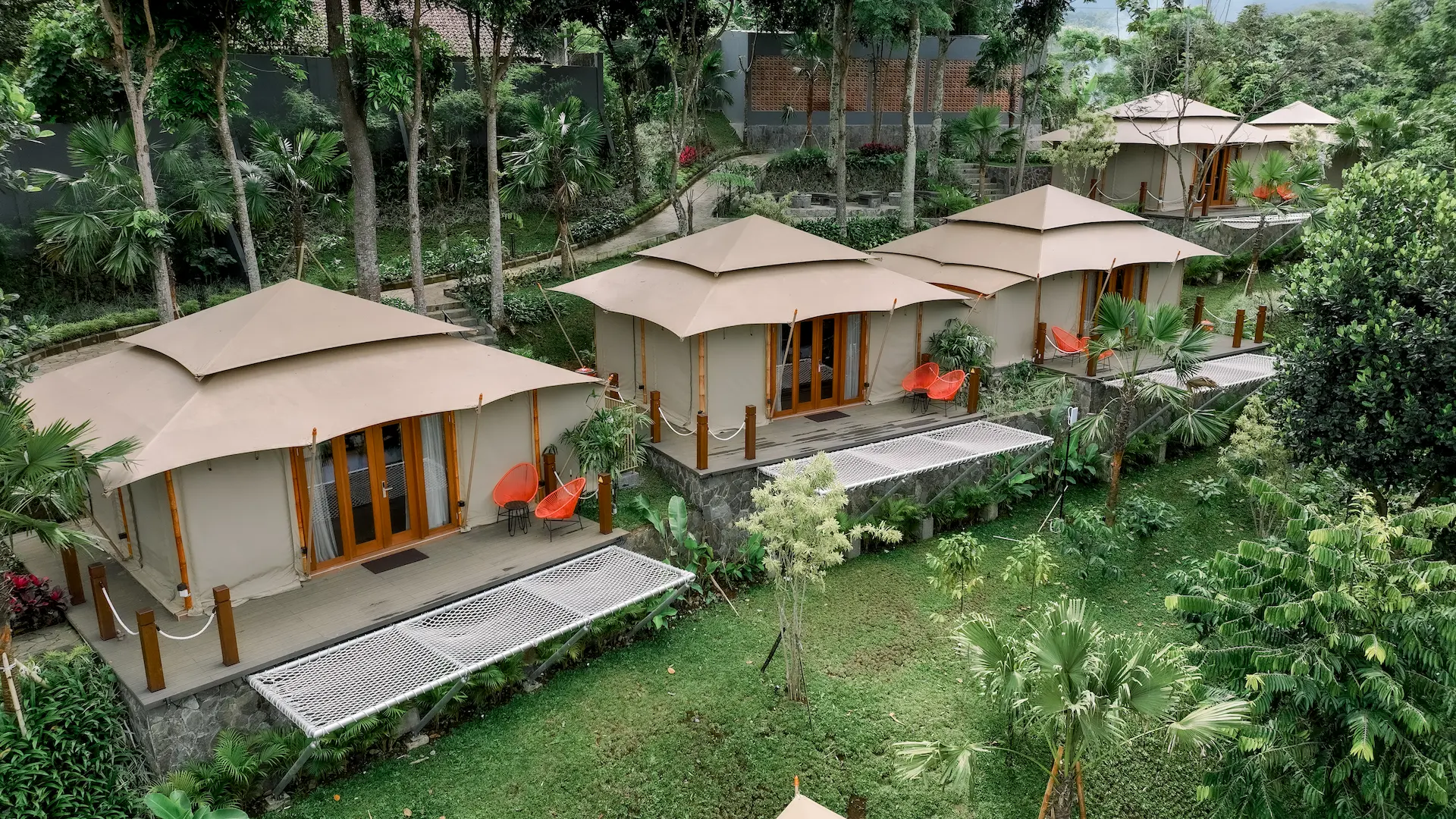 Willys Glamping Tent JSI Resort Megamendung